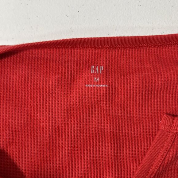 Gap Top Womens Medium Red Thermal Waffle Knit V Neck‎ Stretch Blouse - Picture 6 of 9